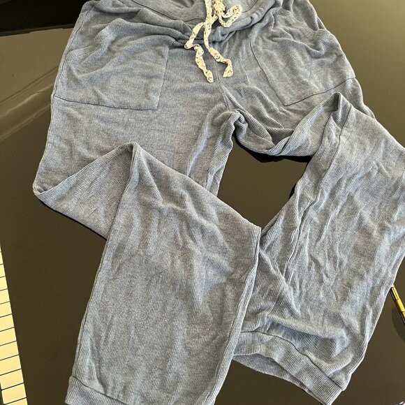 Roller Rabbit Matching Set - Picture 3 of 5